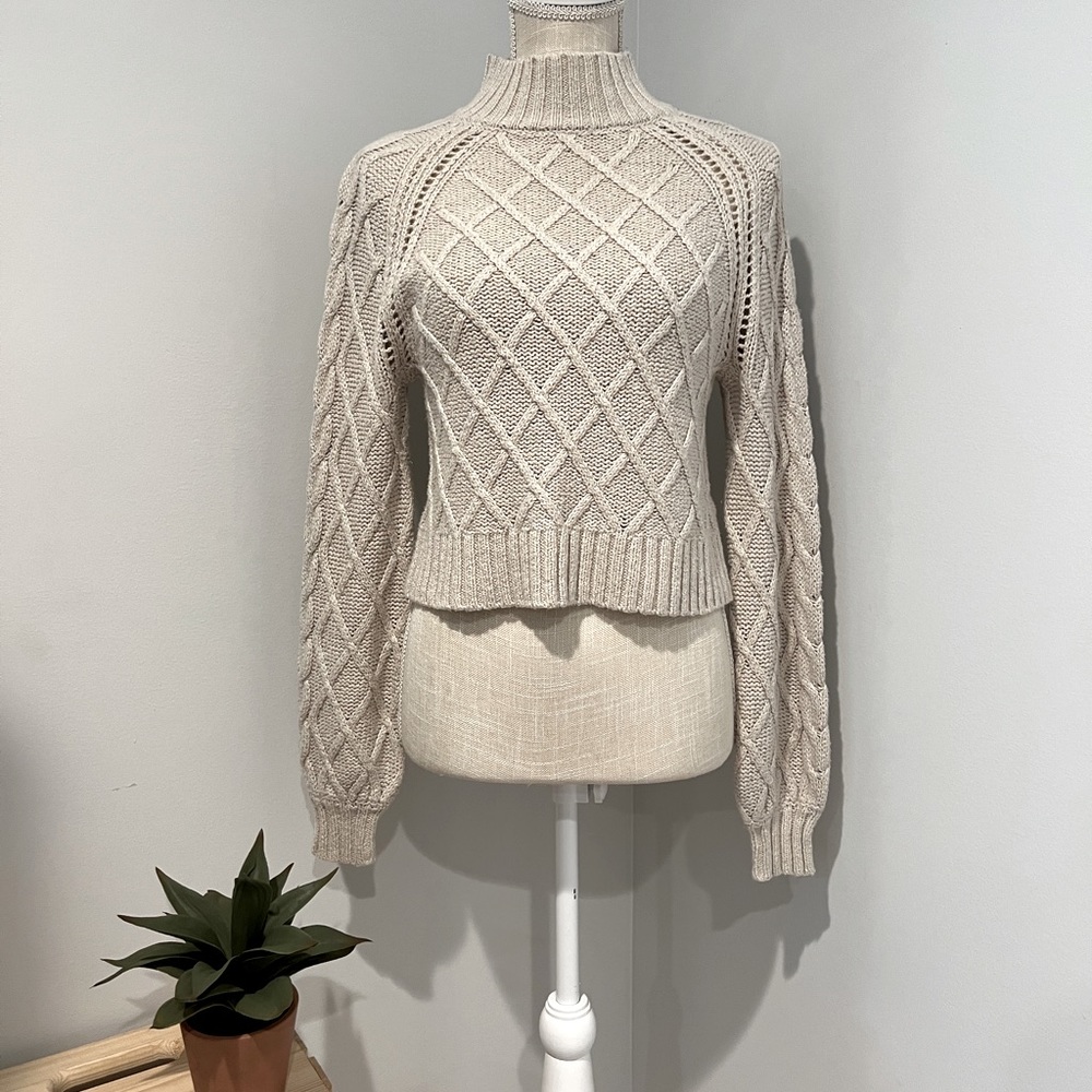 American Eagle Cable Knit Pullover | Cream/Biege Long Sleeve Sweater Size XS